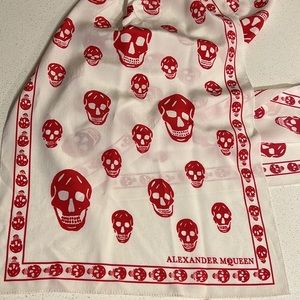 Alexander McQueen silk skull scarf